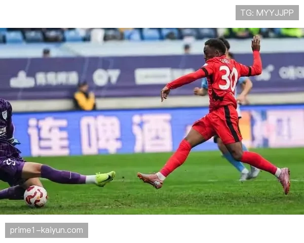 马丁内利7场6球替补效率惊人 巴西边锋华丽突破改变比赛走势 马丁内利7场6球替补效率惊人 巴西边锋华丽突破改变比赛走势